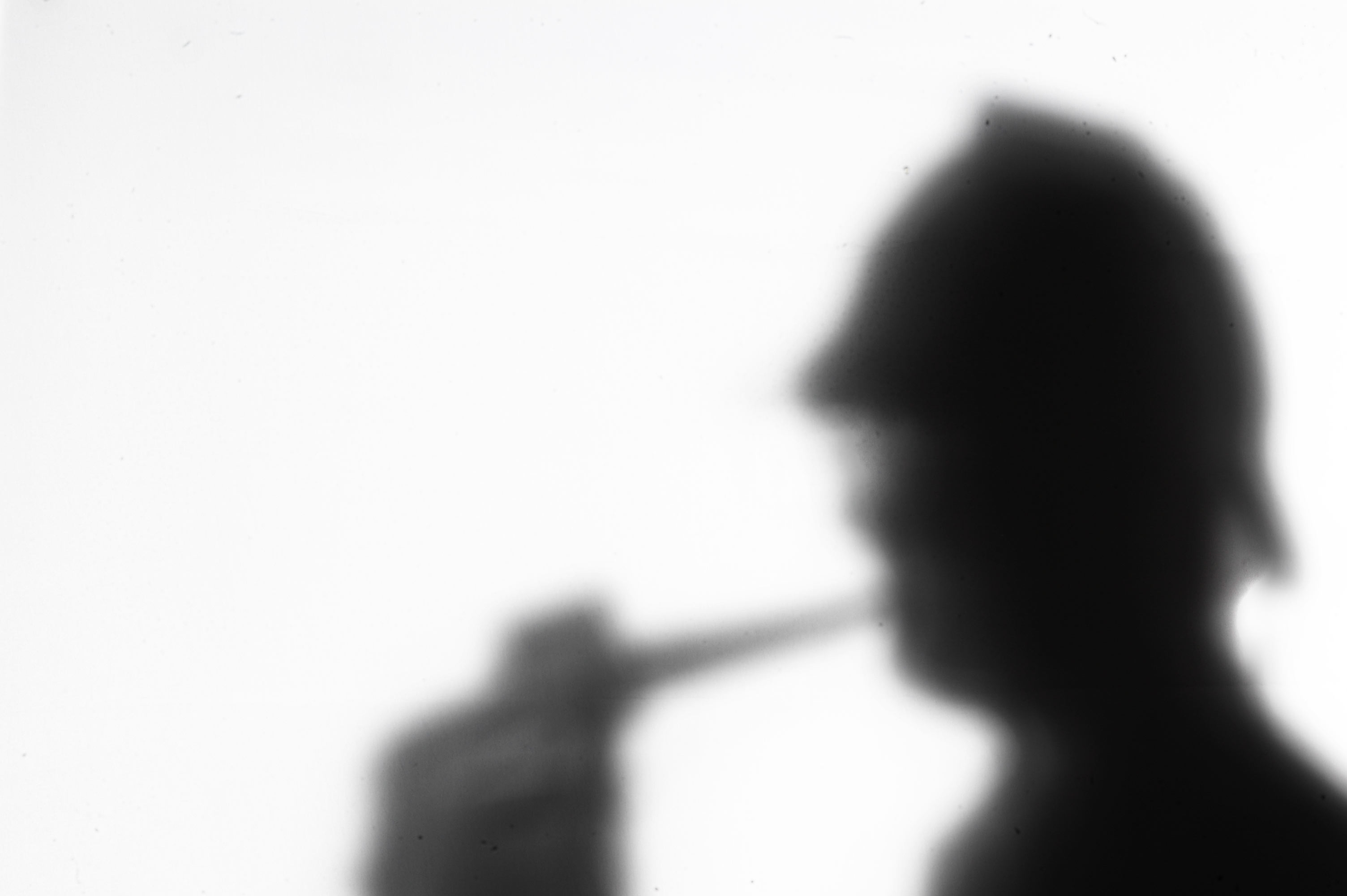 Sherlock Holmes Silhouette - Shadow - HD Wallpaper 