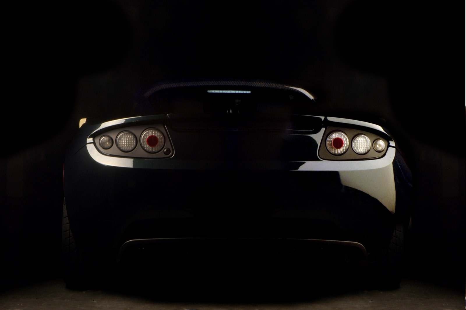 2009 Tesla Roadster 2009 Wallpaper - Black Tesla Roadster - HD Wallpaper 