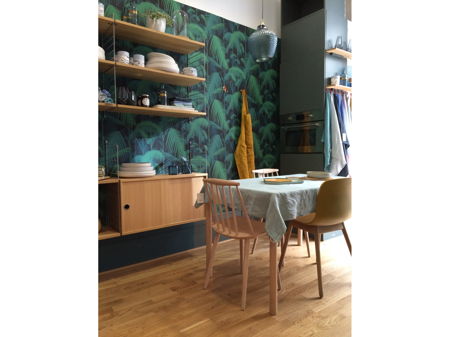 Hummingbirds Wallpaper - End Table - HD Wallpaper 