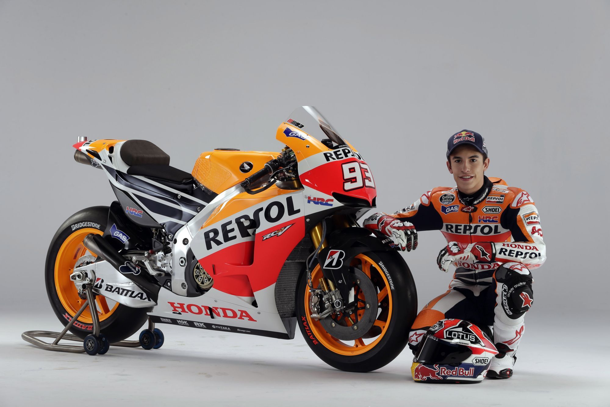 Motor Marc Marquez 2015 - HD Wallpaper 