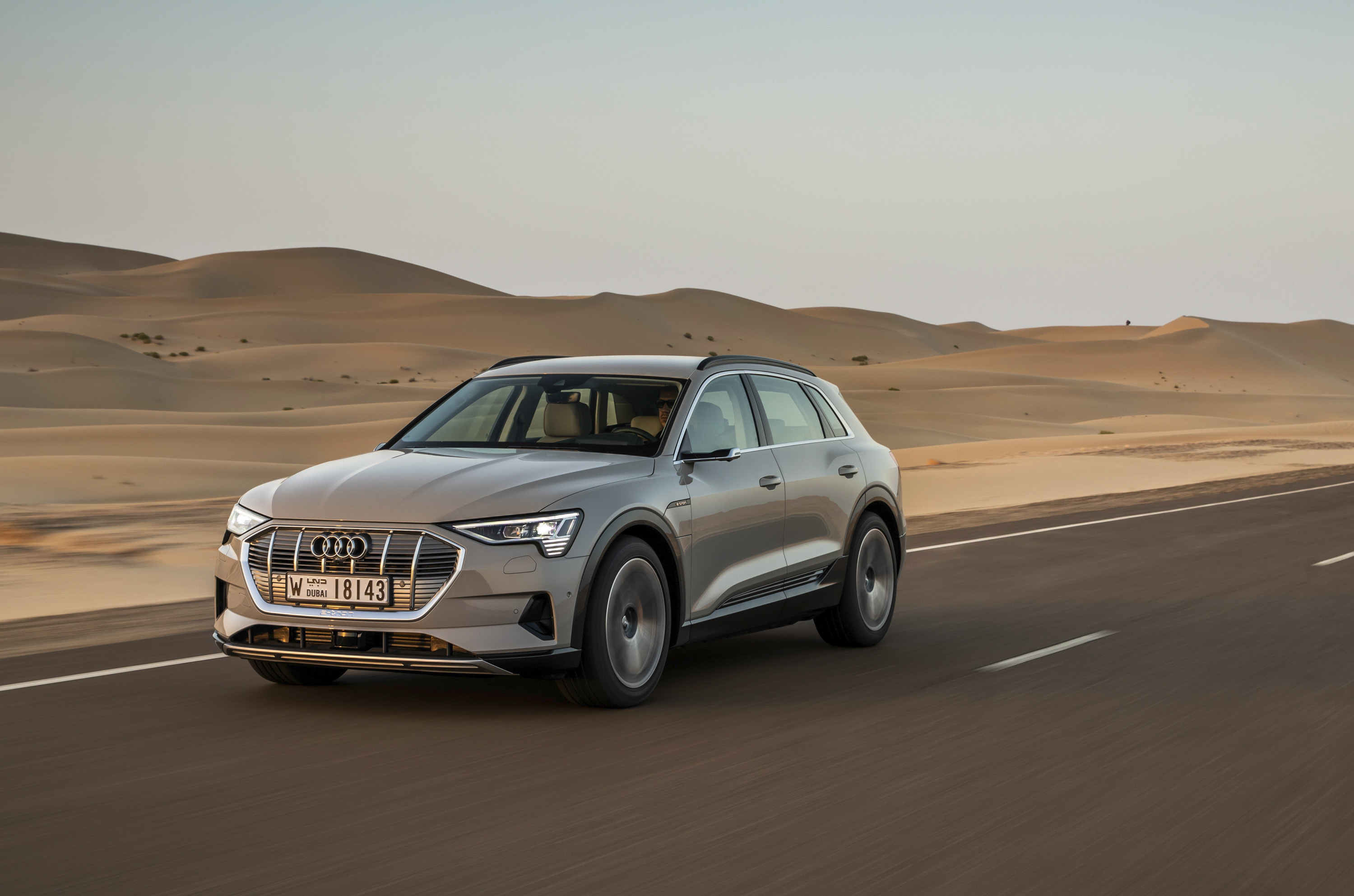 Audi E Tron 2019 - HD Wallpaper 