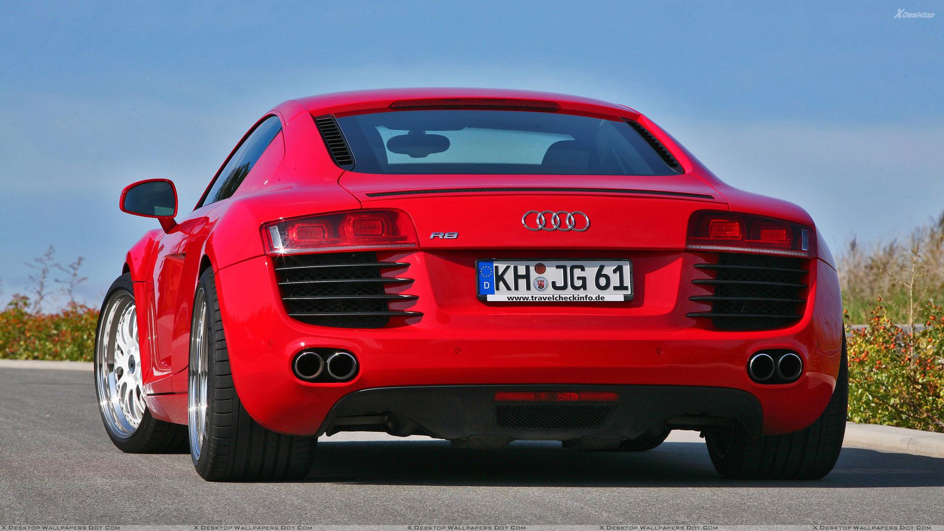 Audi R8 2006 Red - HD Wallpaper 