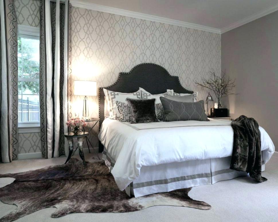 Bedroom Bedrooms On Headboards Wallpaper Accent Wall - Grey Bedroom With Wallpaper Accent Wall - HD Wallpaper 