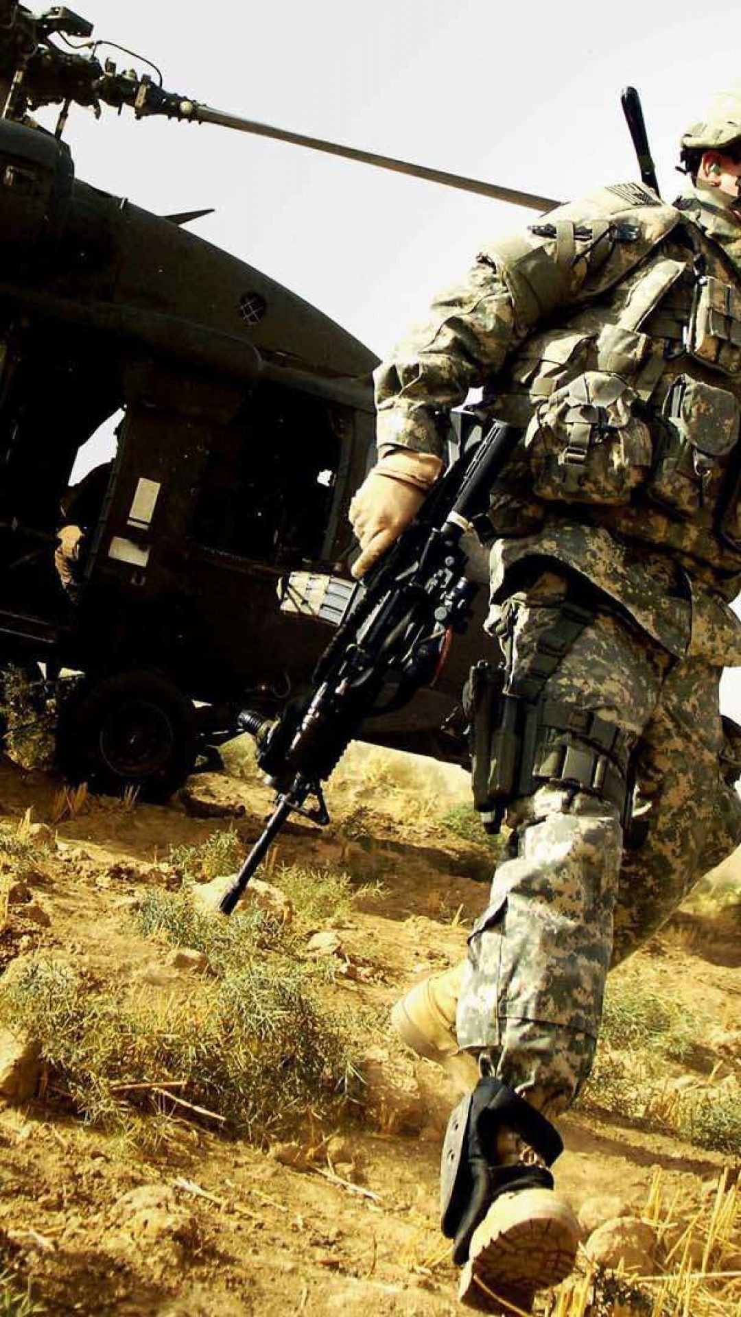 Iphone Army Wallpaper Hd - HD Wallpaper 