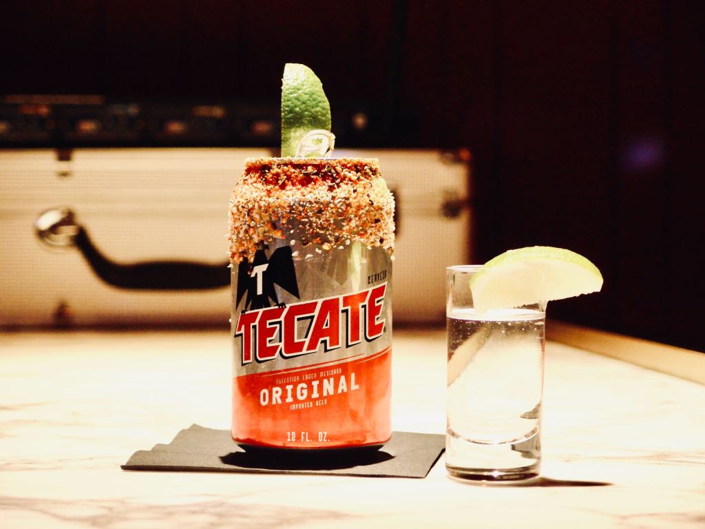Six Unexpected Beer-based Cocktails - Tecate - HD Wallpaper 