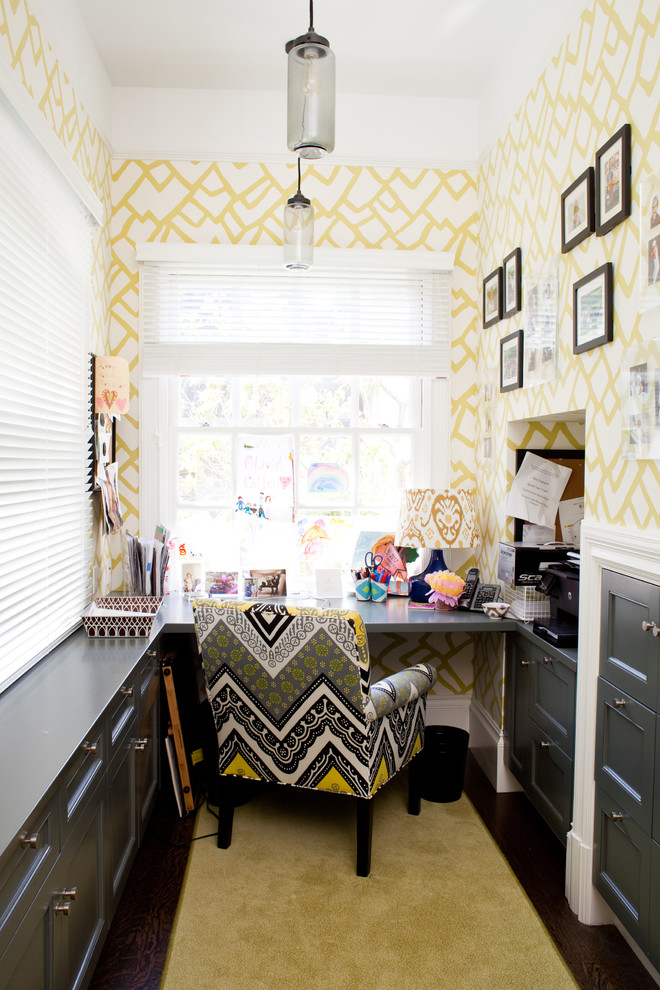 Small Yellow Wallpaper Electic Contemporary Home Office - Built In Cabniets Small Home Office - HD Wallpaper 