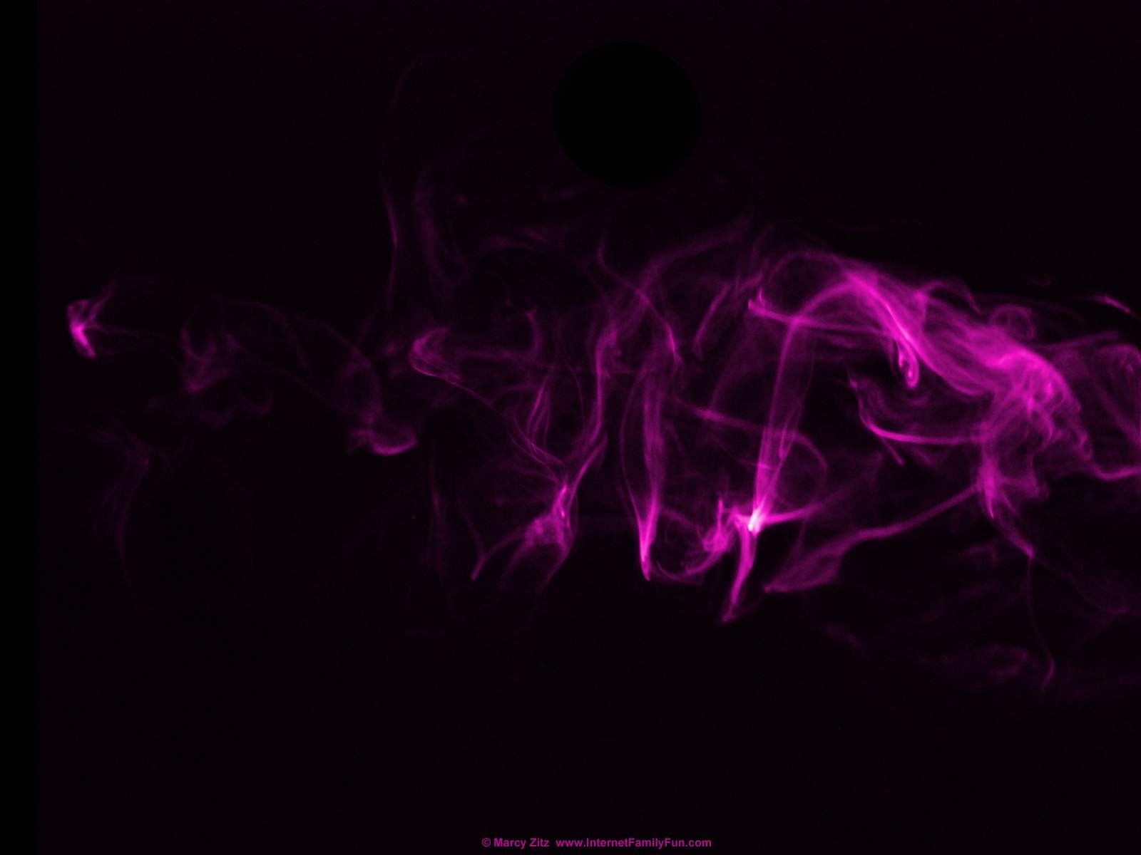 Displayed At - Black And Purple Smoke - HD Wallpaper 