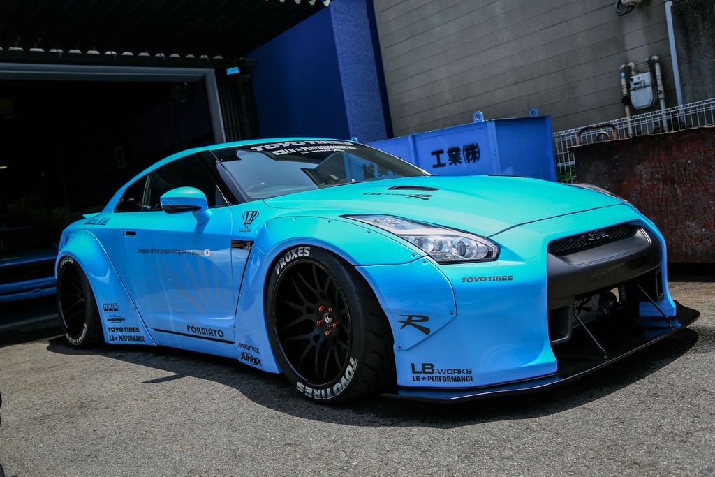 Liberty Walk Nissan Gt R Wide Body 0 At Liberty Walk - Nissan Gtr Nismo Tuned - HD Wallpaper 