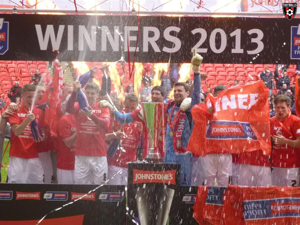 Crewe Alexandra Wallpaper - Fan - HD Wallpaper 