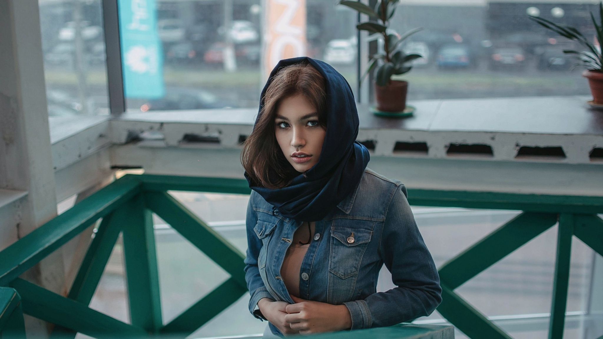 Scarf, Woman Model, Jeans Shirt, Wallpaper - Wallpaper - HD Wallpaper 