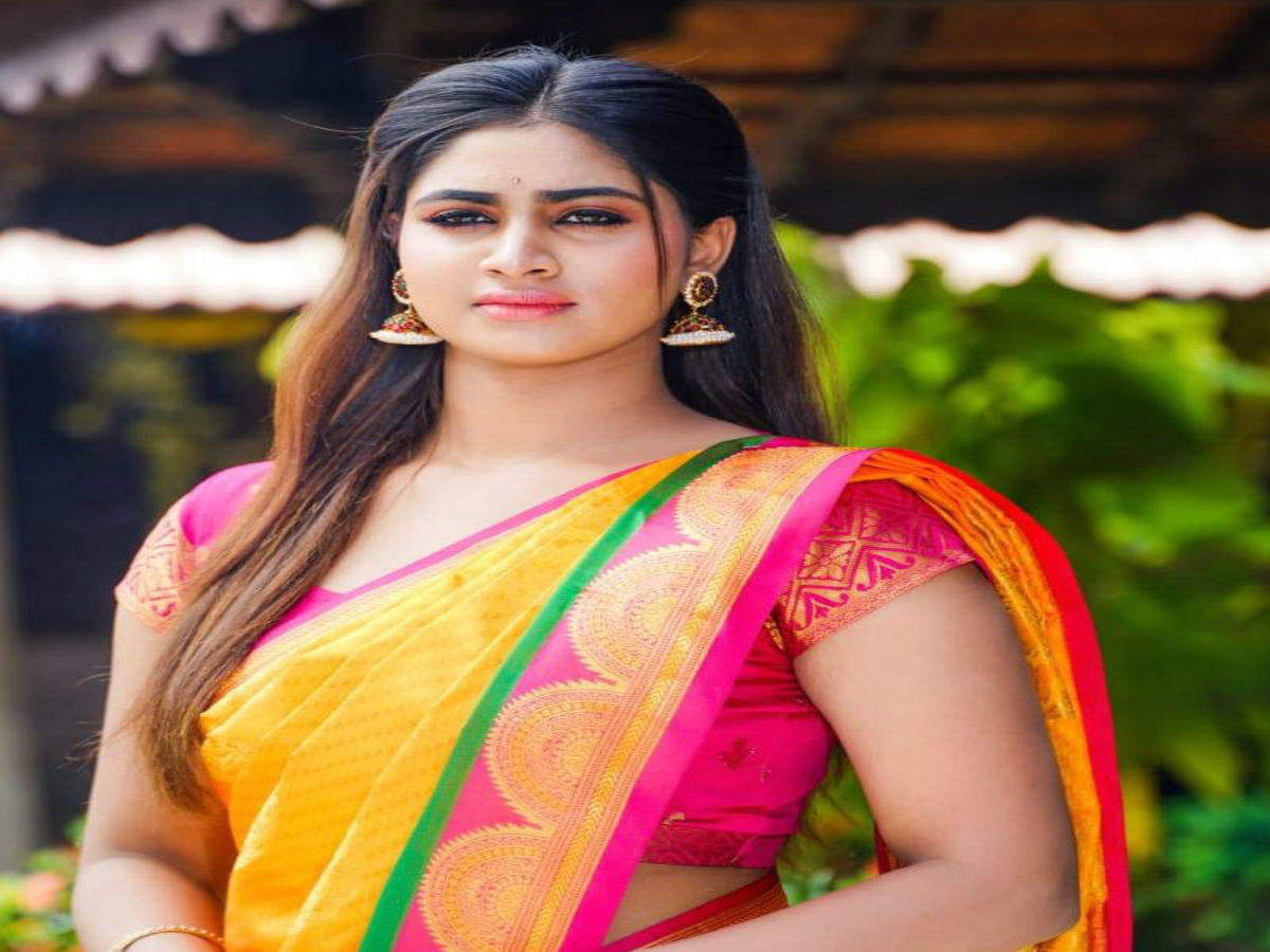 Rashami-asim Call Bigg Boss - Zee Tamil New Serial - HD Wallpaper 