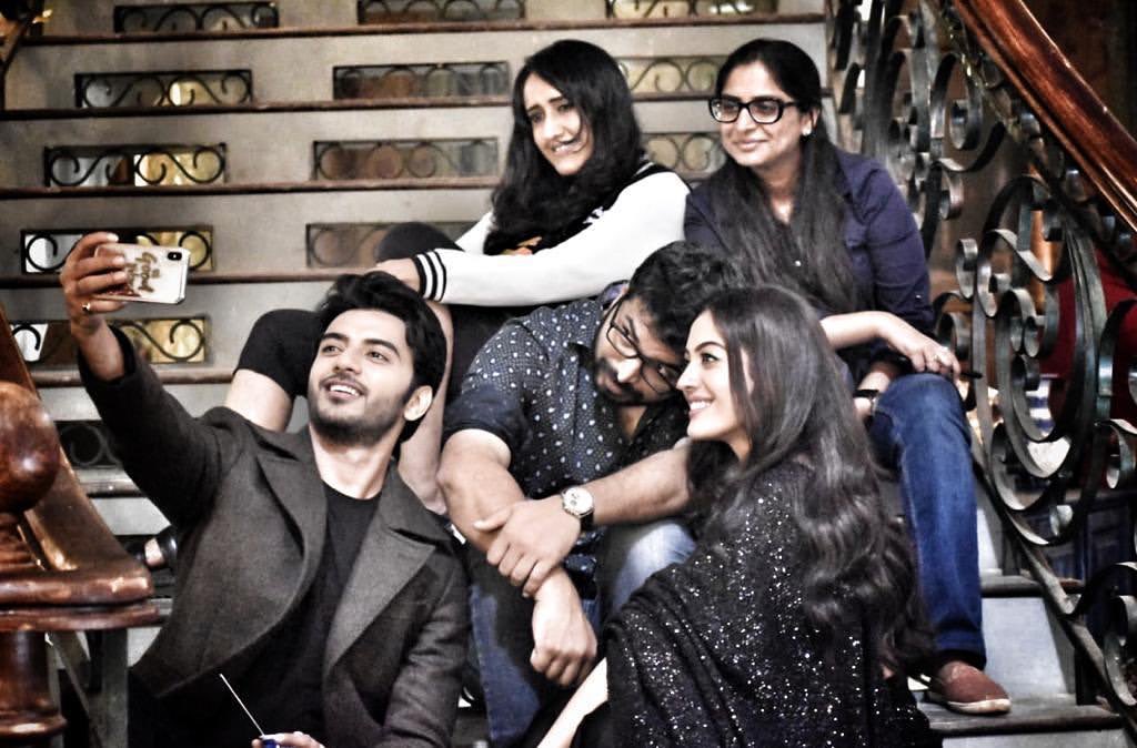 Yeh Jaadu Hai Jinn Ka Team - Yeh Jaadu Hai Jin Ka - HD Wallpaper 