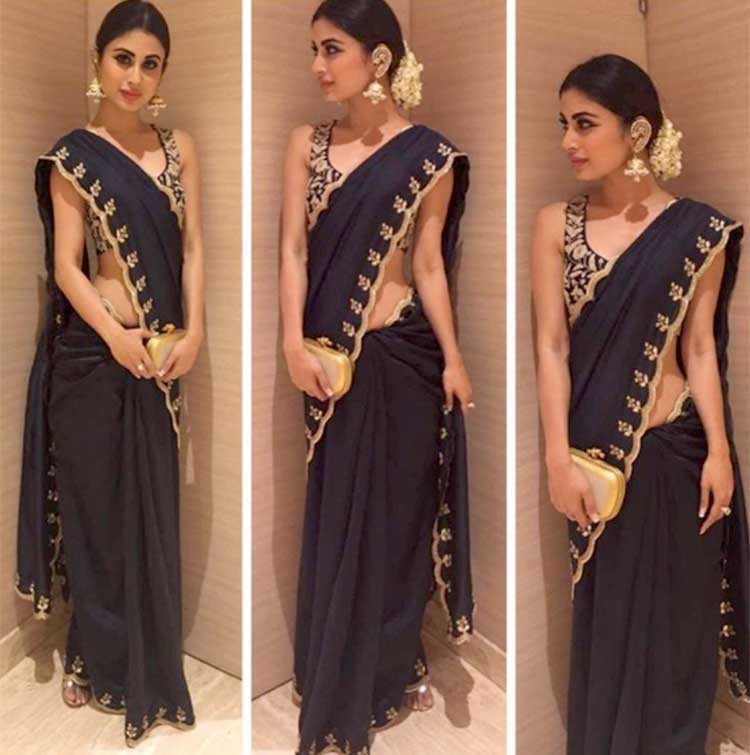 Mouni Roy Looks Beyond Beautiful In This Black Saree - Mouni Roy In Saree - HD Wallpaper 