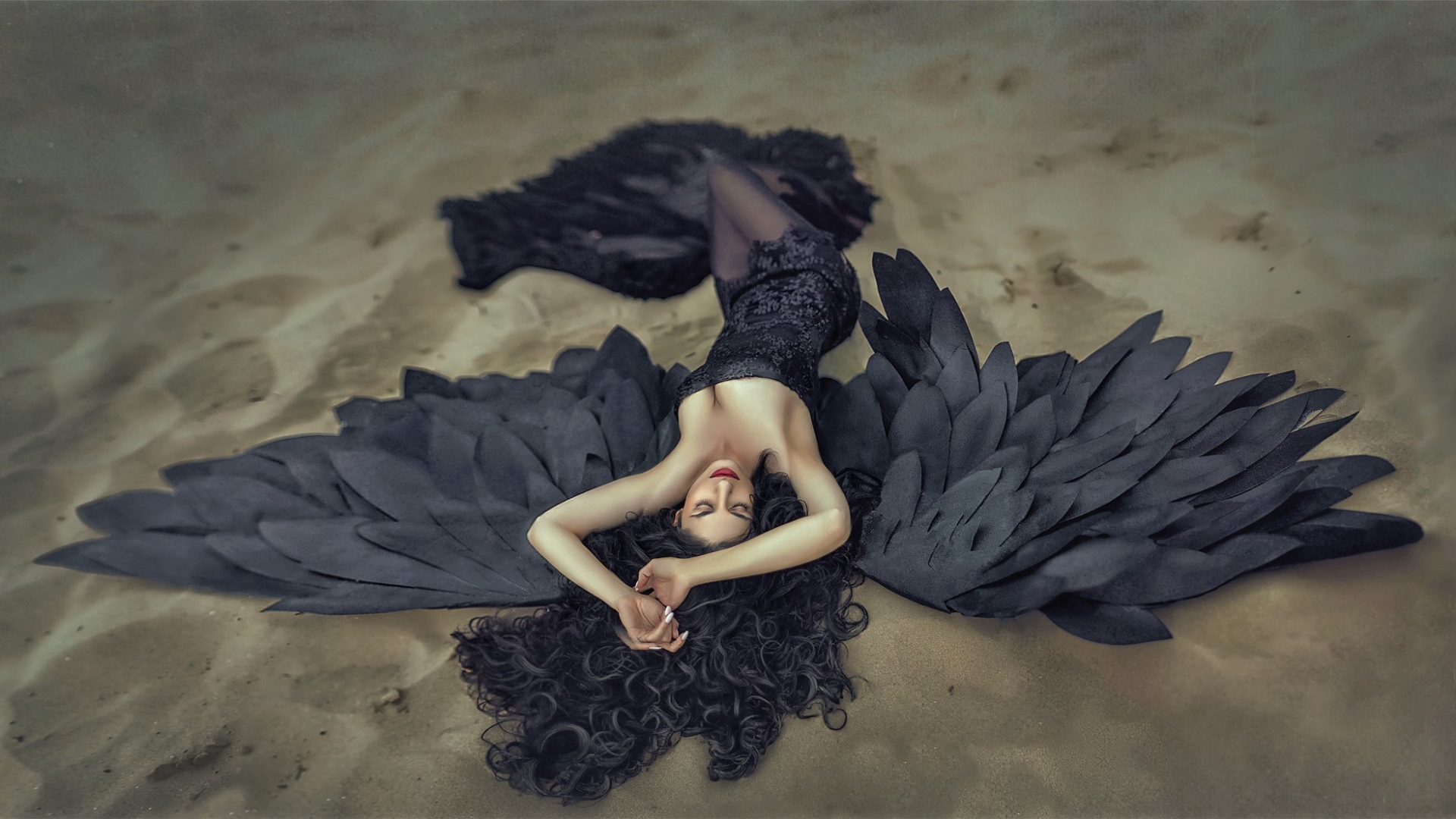 Girl With Black Angel Wings - HD Wallpaper 