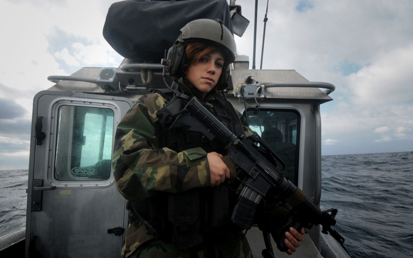 Women Soldiers British Army Wallpaper - Gun Girl - 1440x900 Wallpaper - Women Soldiers British Army Wallpaper - Gun Girl - 1440x900 Wallpaper -