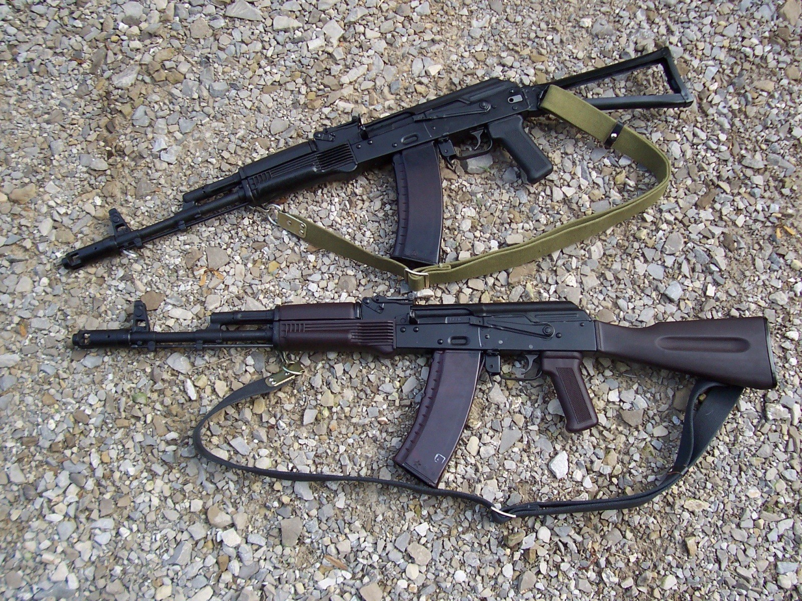 Ak 47 Gun Wallpapers Download - 1600x1200 Wallpaper Ak 47 Gun Wallpapers Download - 1600x1200 Wallpaper