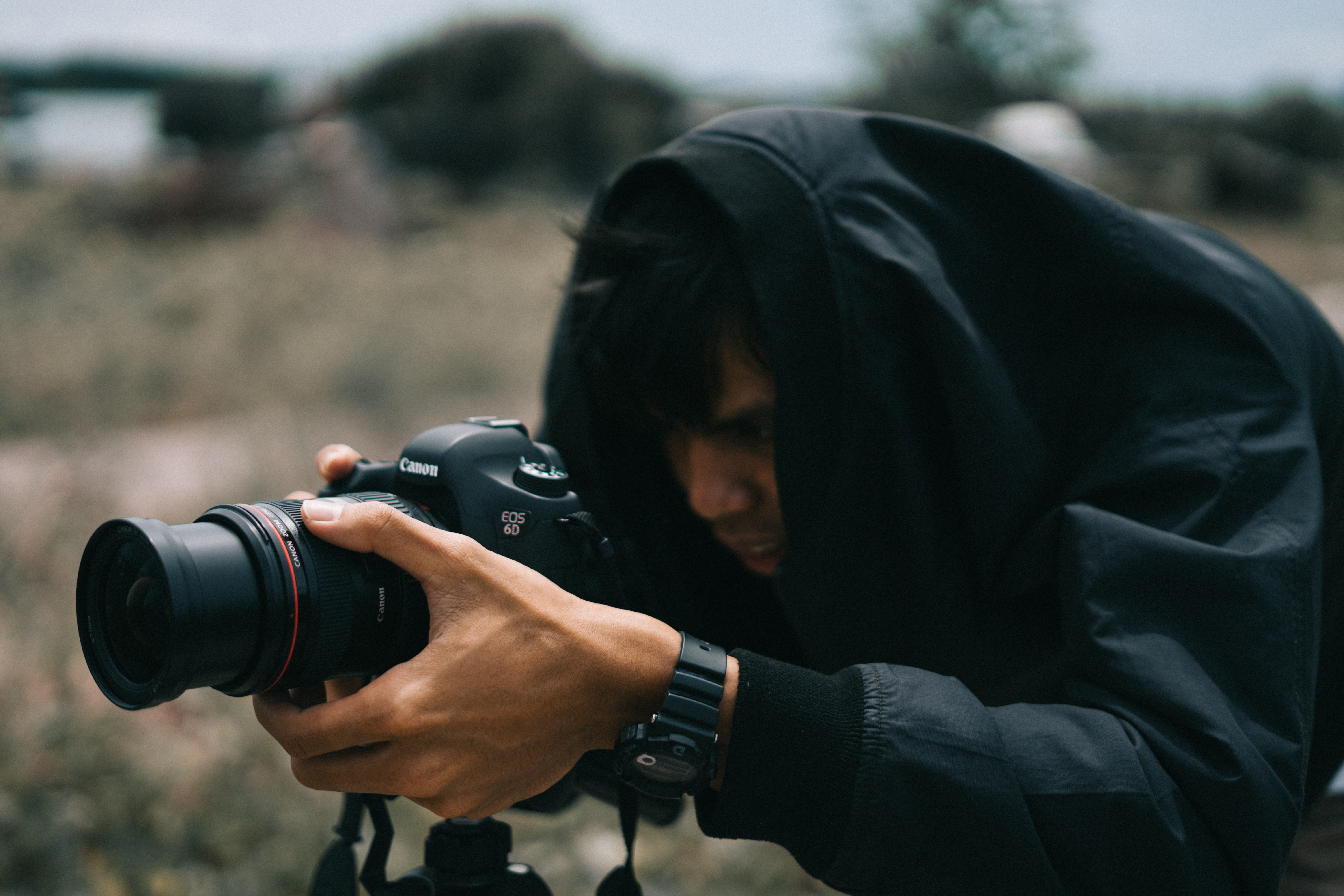 Dslr Camera In Hand - 6000x4000 Wallpaper Dslr Camera In Hand - 6000x4000 Wallpaper