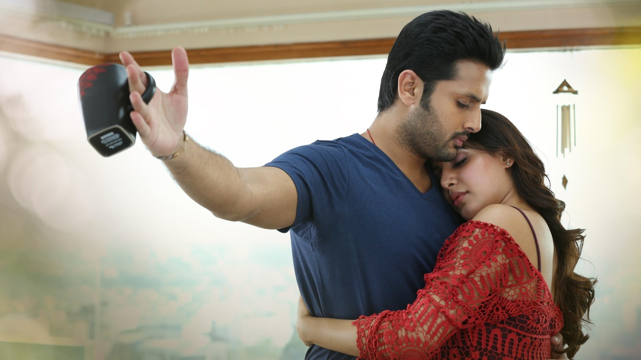 Aa Nithin And Samantha - HD Wallpaper 