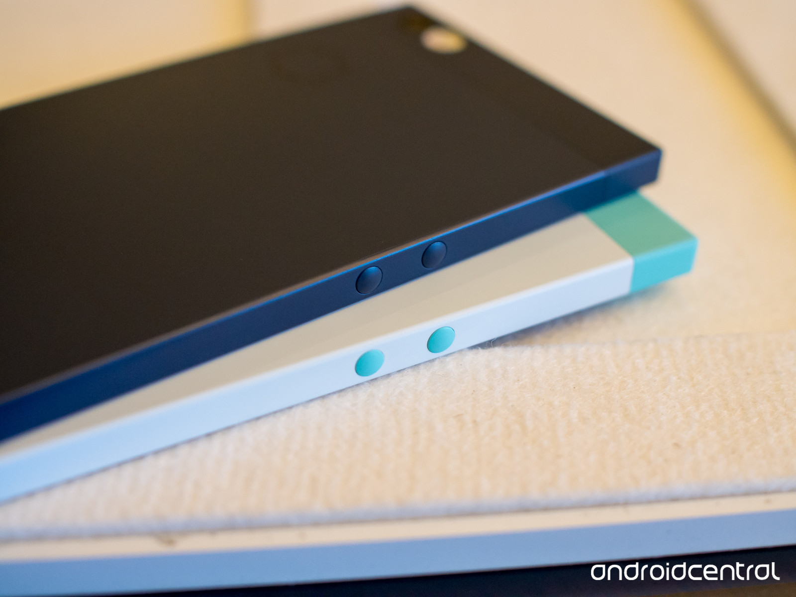 Gadget - HD Wallpaper 