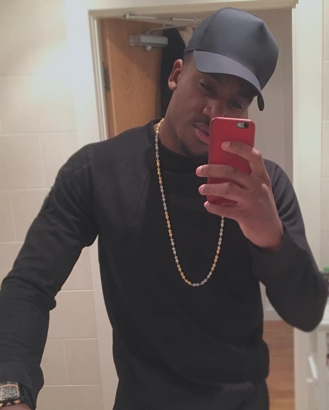 Chain - HD Wallpaper 