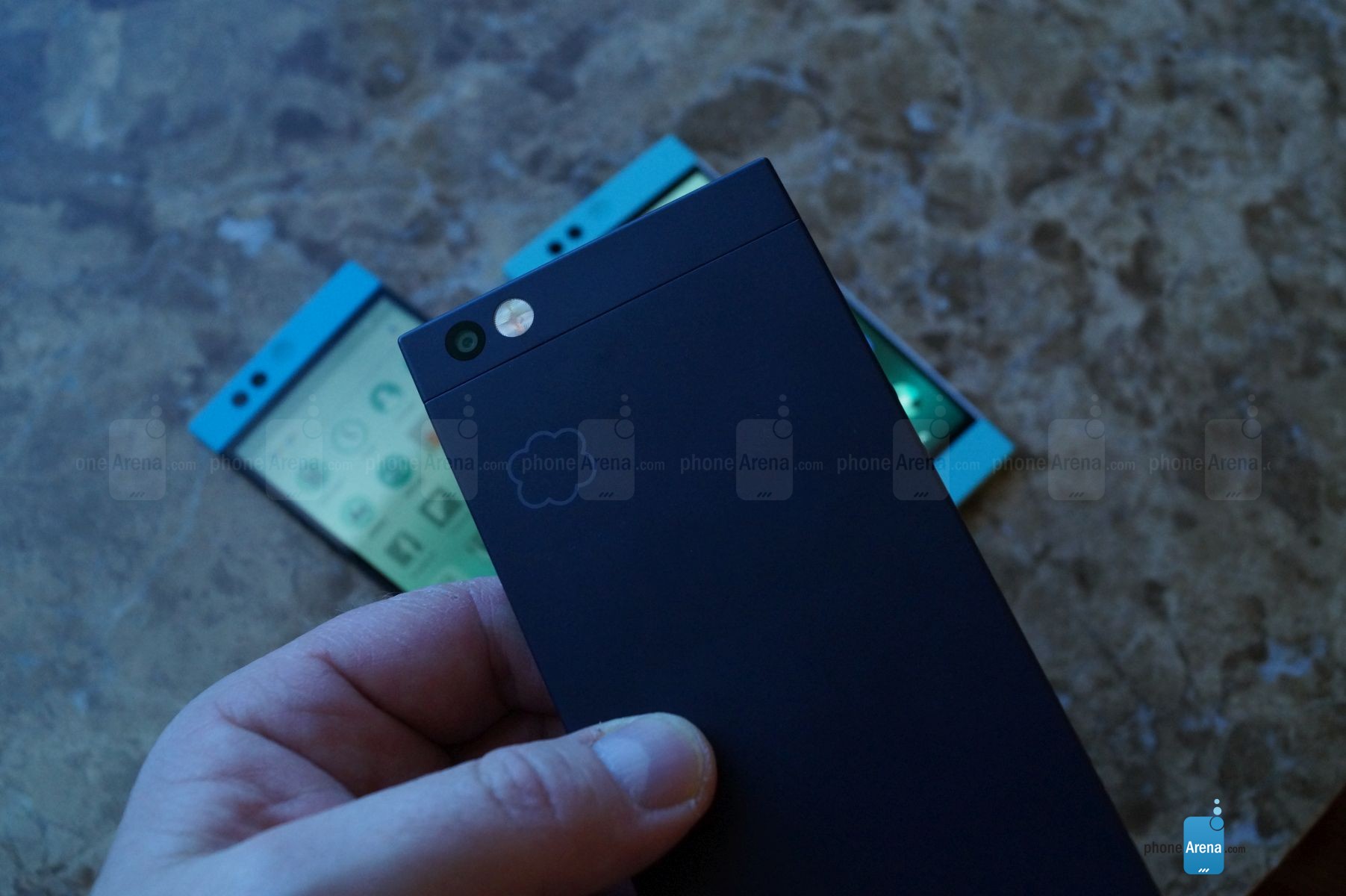 Nextbit Robin Hands-on - Smartphone - HD Wallpaper 