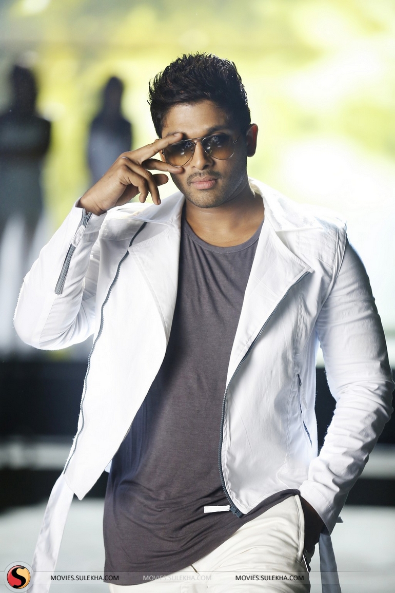 Allu Arjun - Allu Arjun Photos Hd Race Gurram - HD Wallpaper 