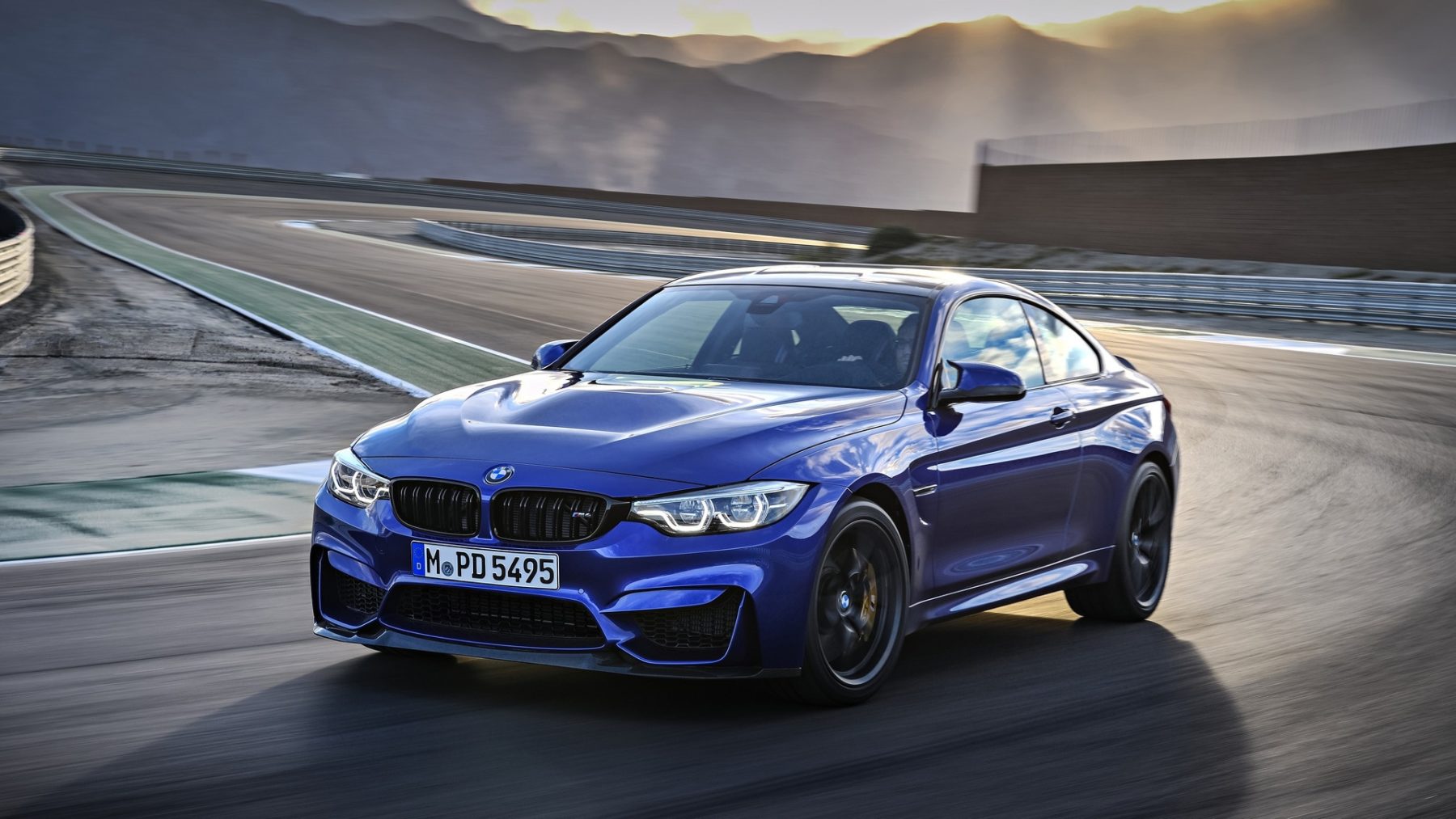 2018 Bmw M2 Cs - 2018 Bmw M4 Cs - HD Wallpaper 