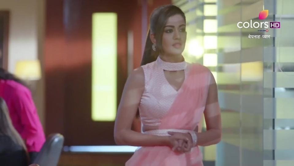 Bepanah Pyar Pragati Saree - HD Wallpaper 