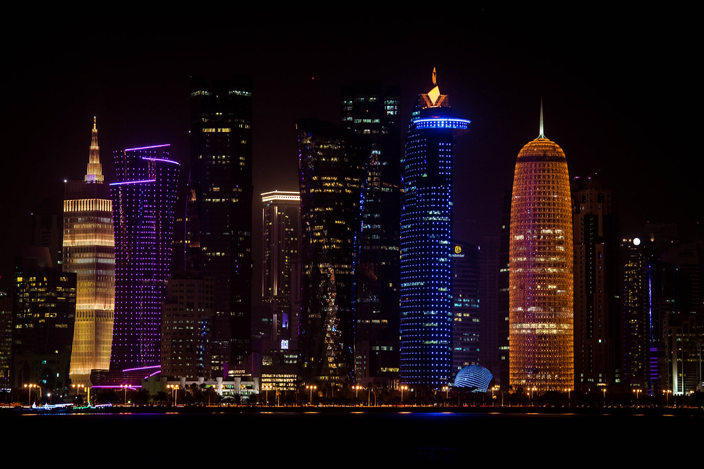 Skyscraper - HD Wallpaper 