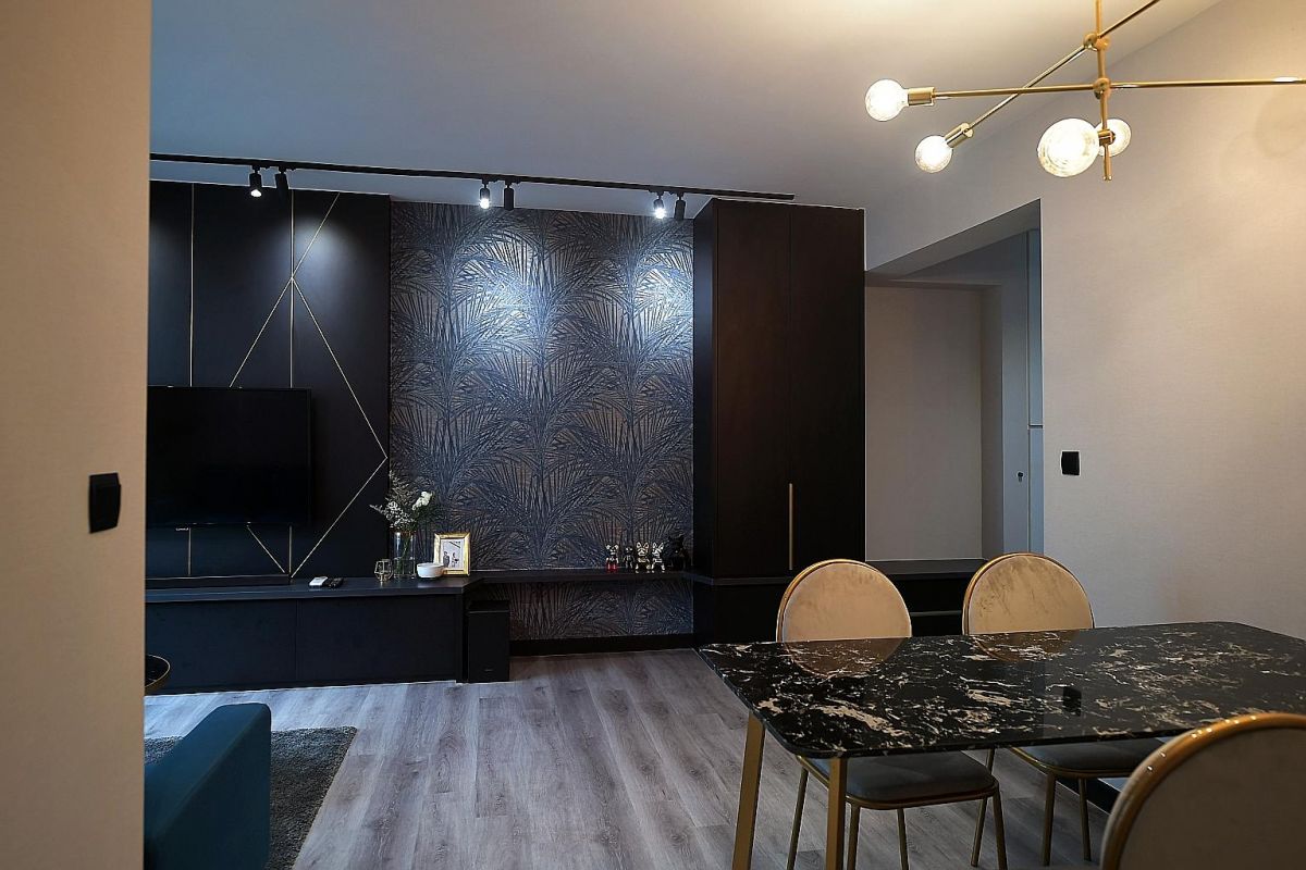 Mr Amos Wong, 32, Founder Of Wallpaper And Window Shades - Dining Room - HD Wallpaper 