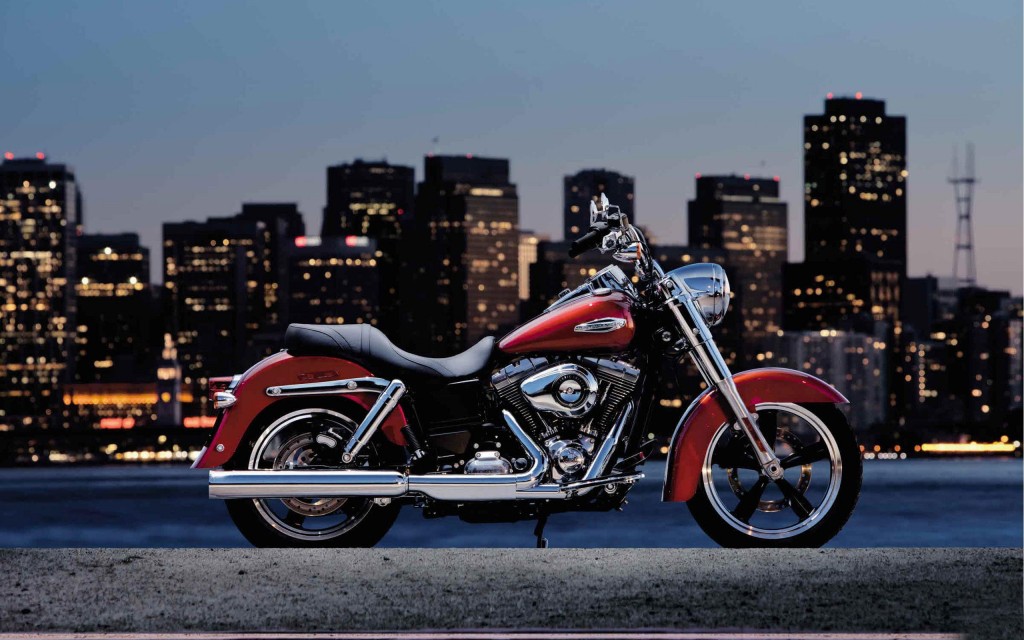 Free Harley Davidson Wallpapers Hd For Pc - Harley Dyna Switchback - HD Wallpaper 