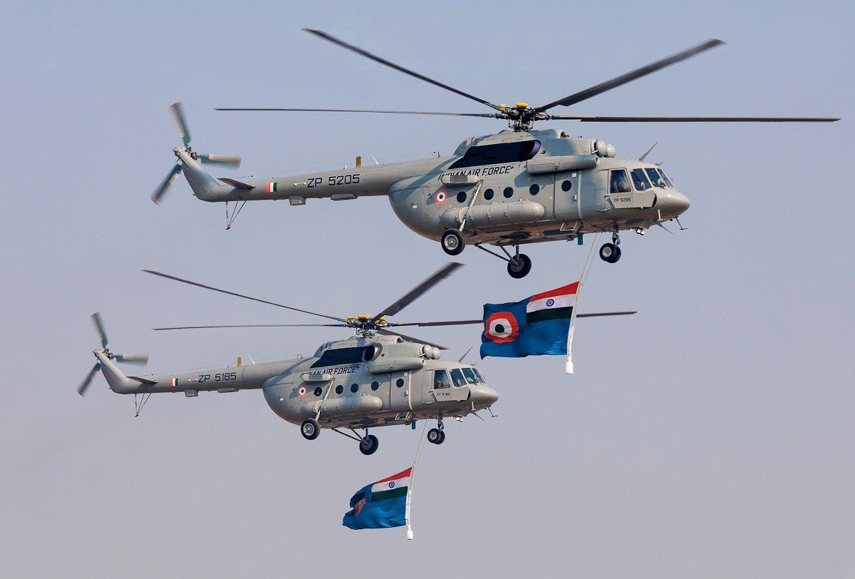 Helicopter Rotor - HD Wallpaper 