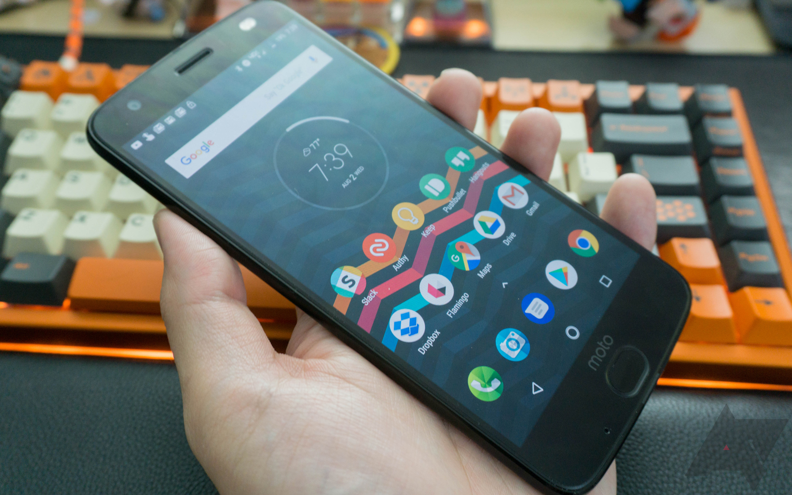 Moto Z2 Play Android 8 - 1600x1000 Wallpaper Moto Z2 Play Android 8 - 1600x1000 Wallpaper