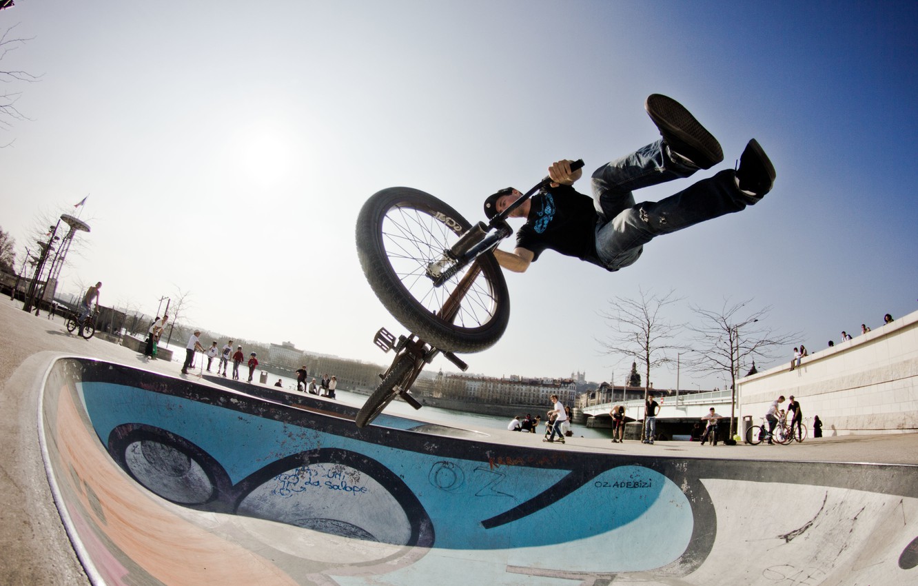 Photo Wallpaper The Sky, Maneuver, Rider, Freestyle, - Bmx - HD Wallpaper 