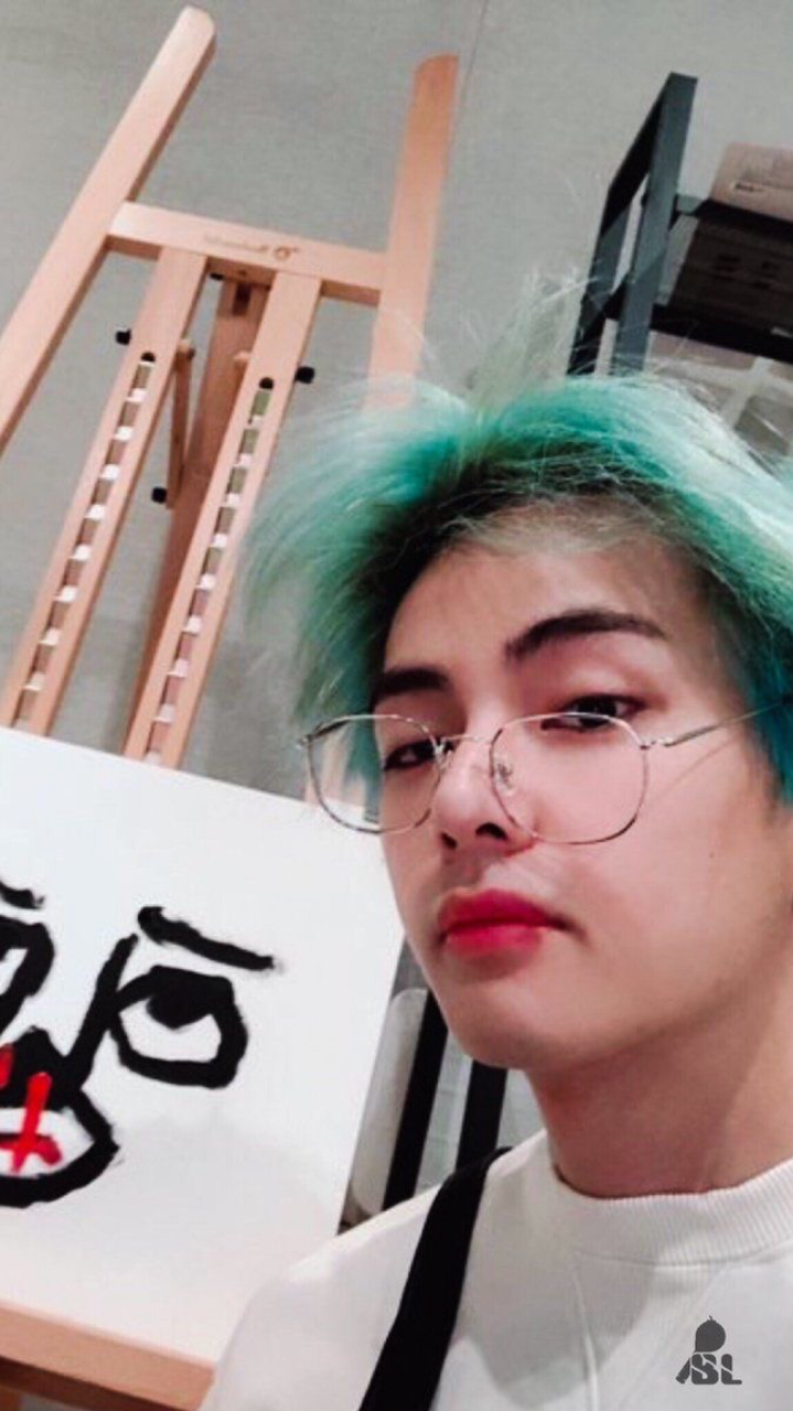 Kim Taehyung Wallpaper Selfie - HD Wallpaper 