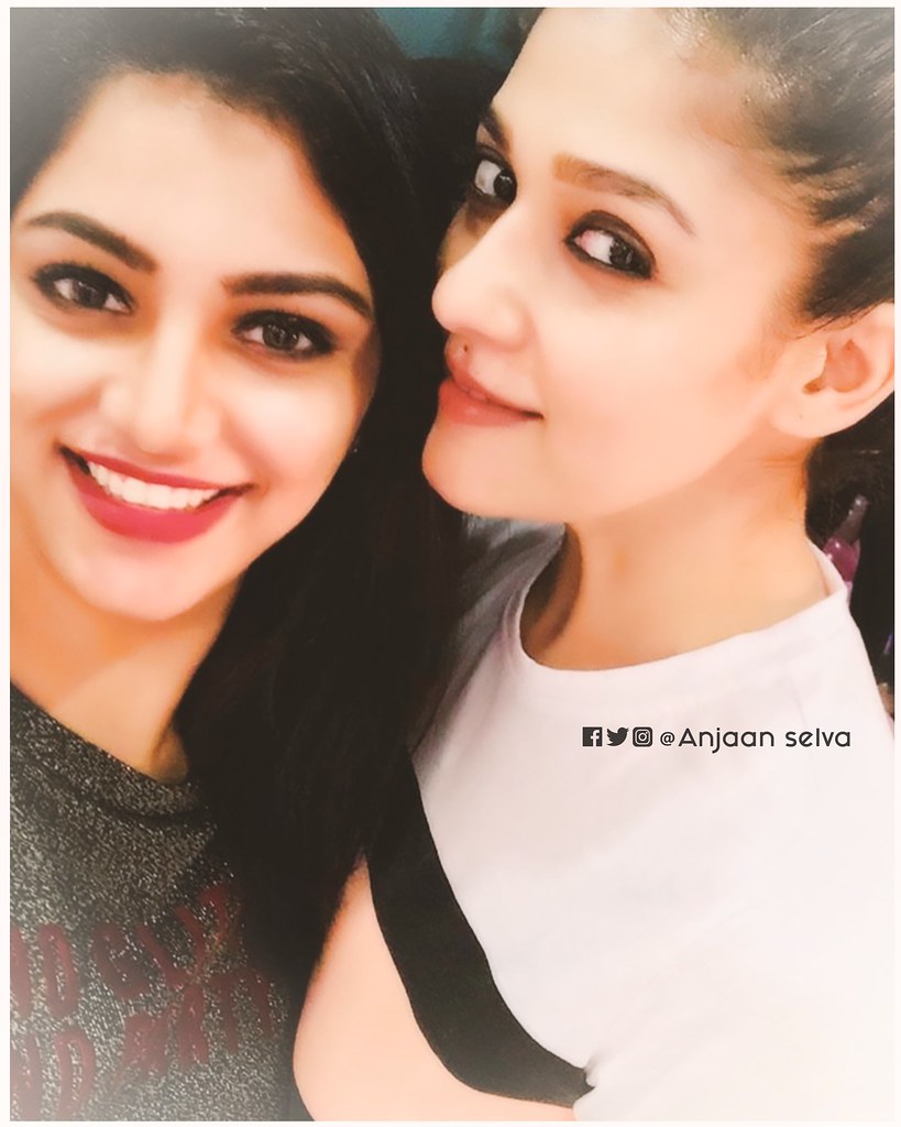 Nayanthara Photos In Selfie - HD Wallpaper 