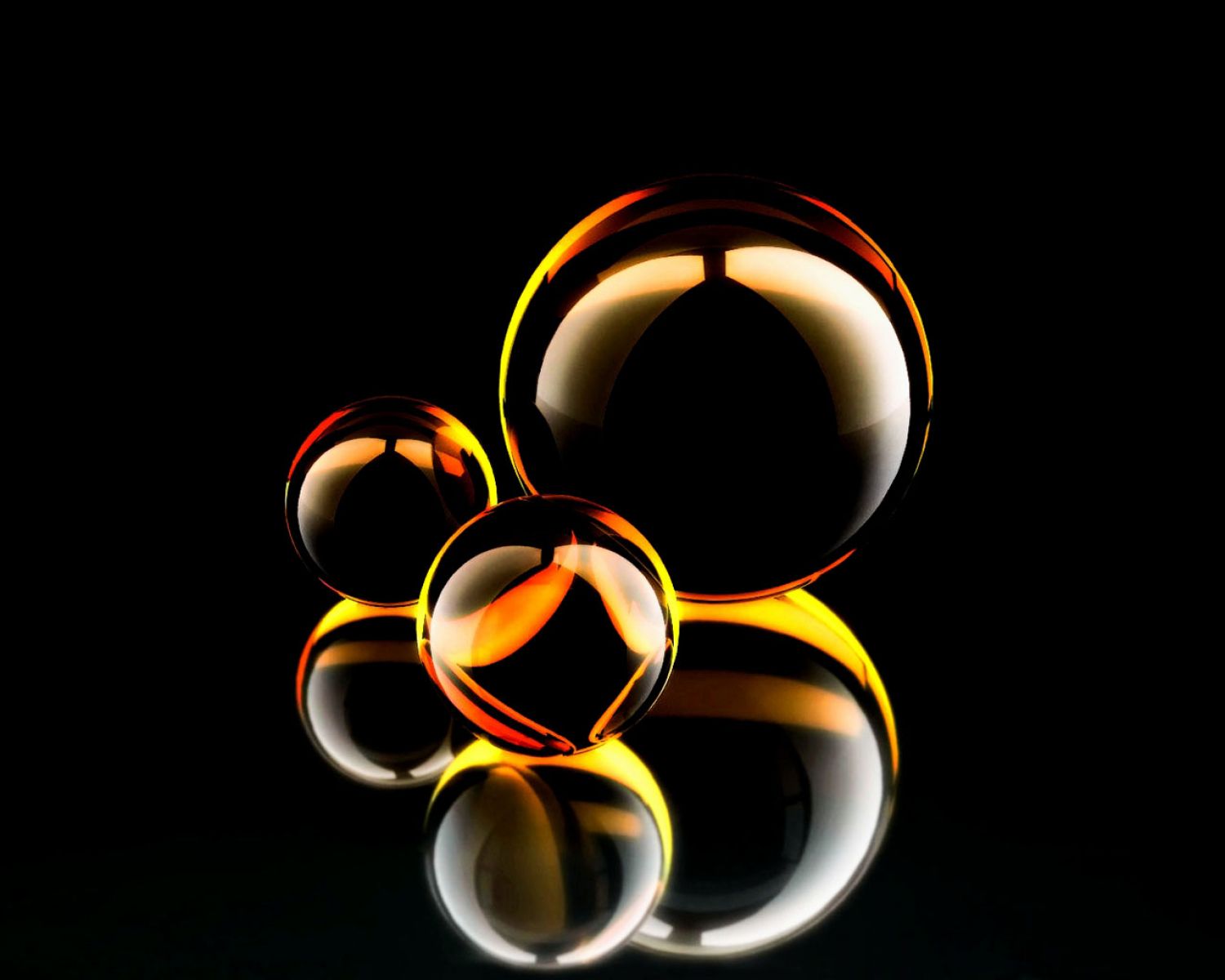 Abstract 15 Wallpaper - Gold Ball Wallpaper Hd - HD Wallpaper 