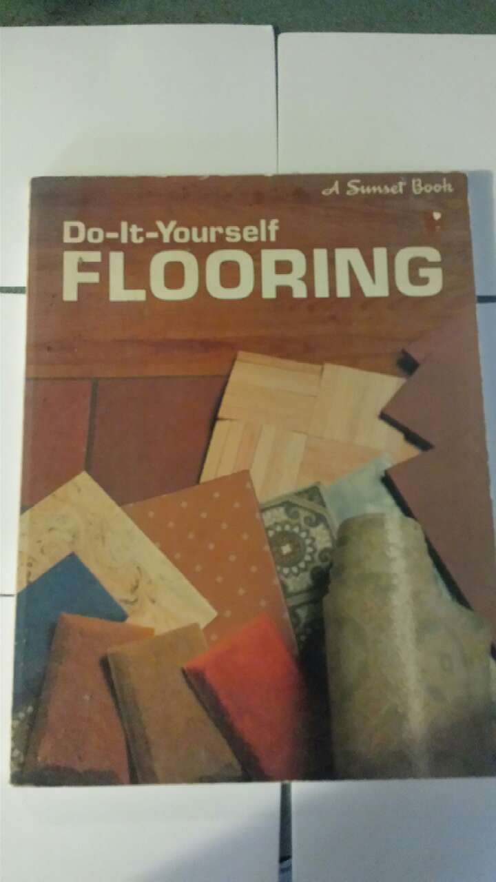 Diy Paneling, Painting Wallpaper And Diy Floors - Book Cover - HD Wallpaper 