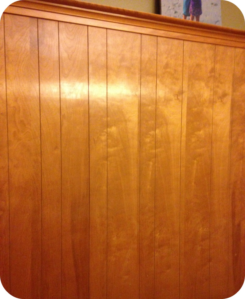 How To Easily Paint Over Wood Paneling - Retro Wood Panel - HD Wallpaper 