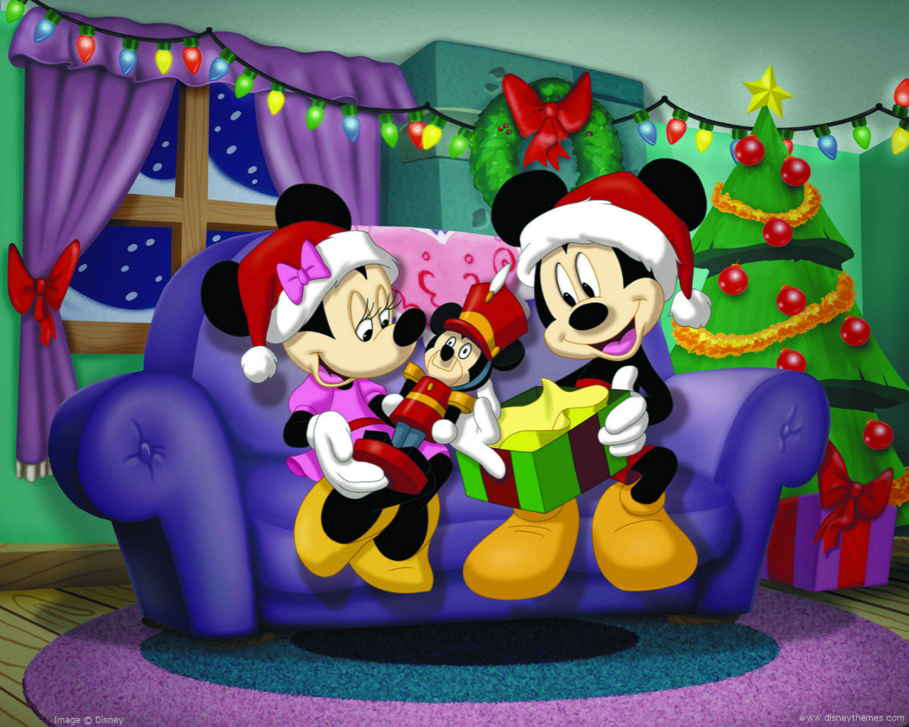 Cartoon Christmas Mickey Mouse - HD Wallpaper 