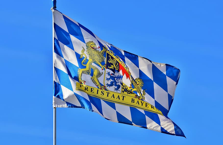 Flag, Bavaria, Bavarian, Flutter, Diamond, White Blue, - Bayern Fahne Im Wind - HD Wallpaper 