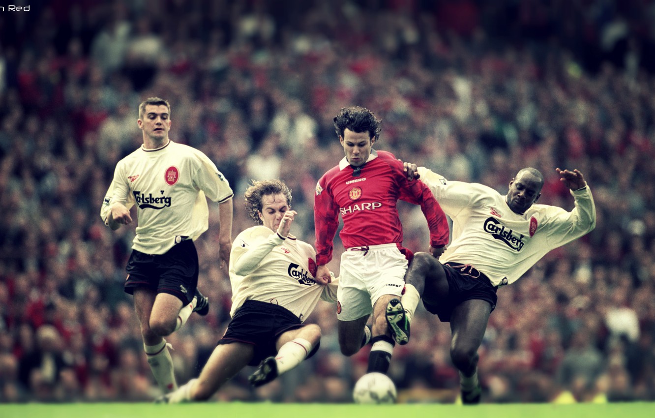 Photo Wallpaper Football, Football, Manchester United, - Ryan Giggs Vs Liverpool - HD Wallpaper 