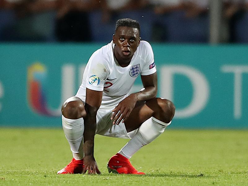 Aaron Wan Bissaka England - HD Wallpaper 