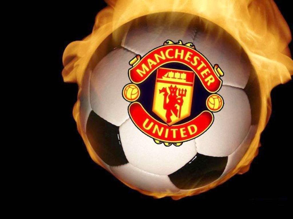 Manchester United Logo Fire - HD Wallpaper 