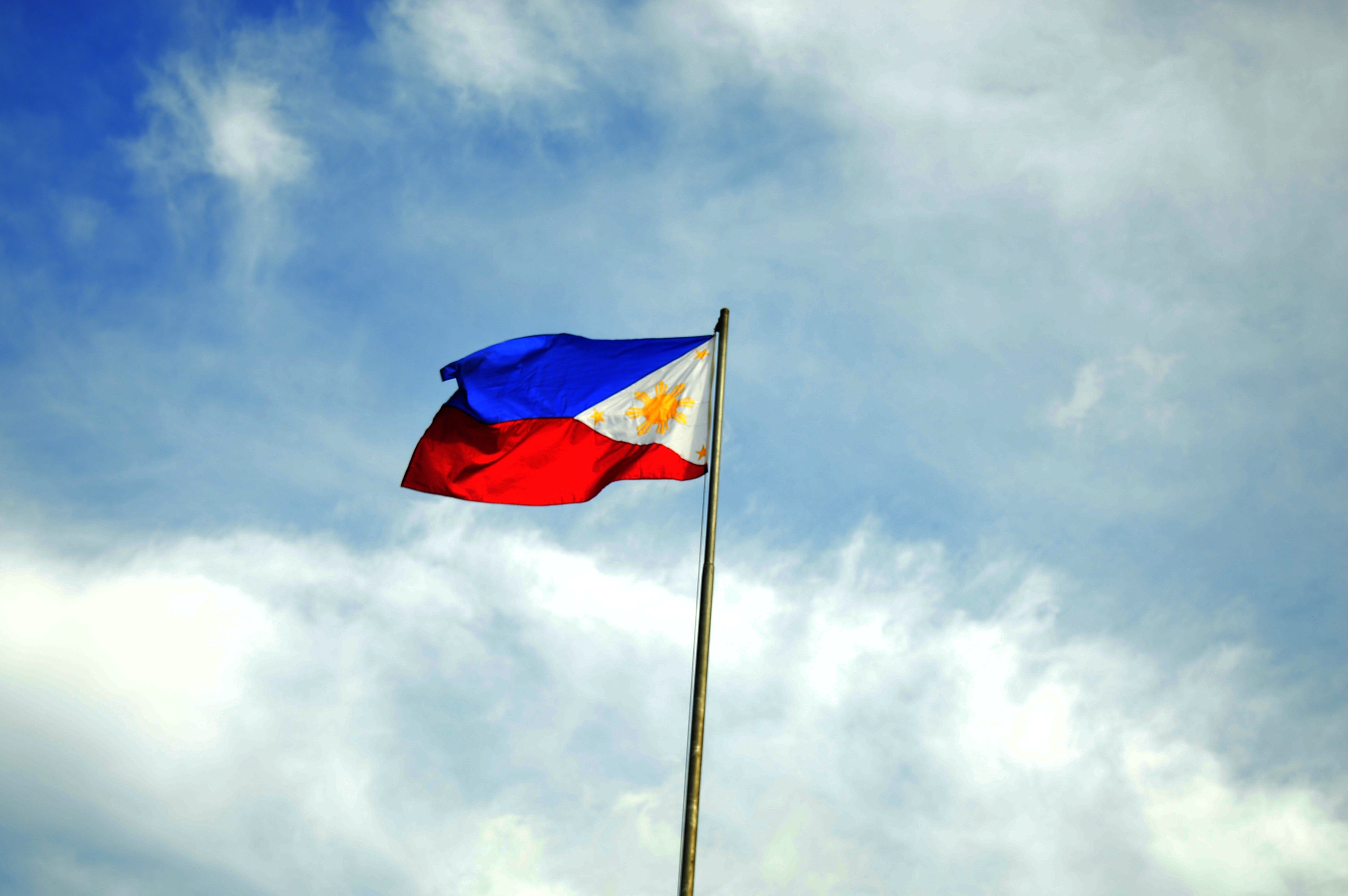 Flag Of The Philippines Sky - HD Wallpaper 