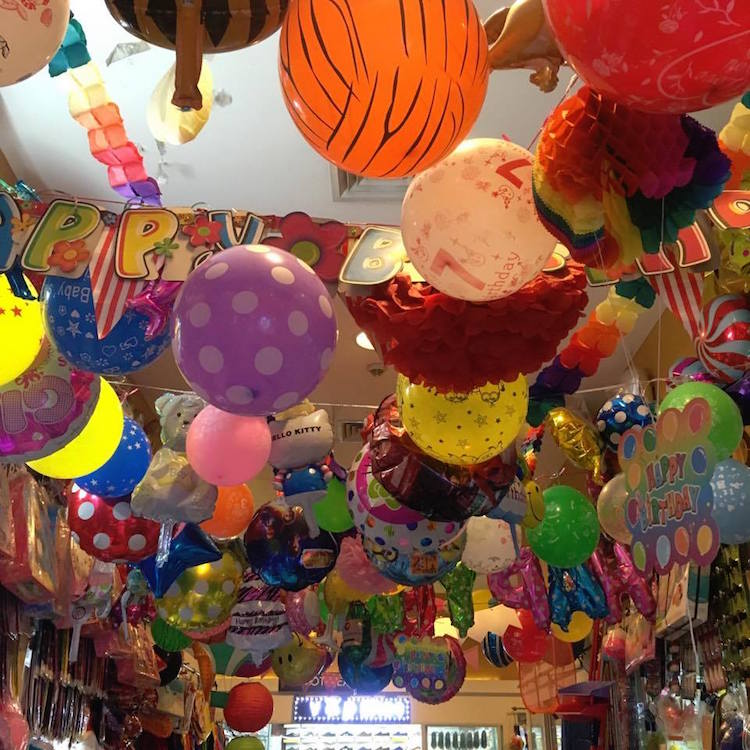 Party Needs Divisoria - HD Wallpaper 