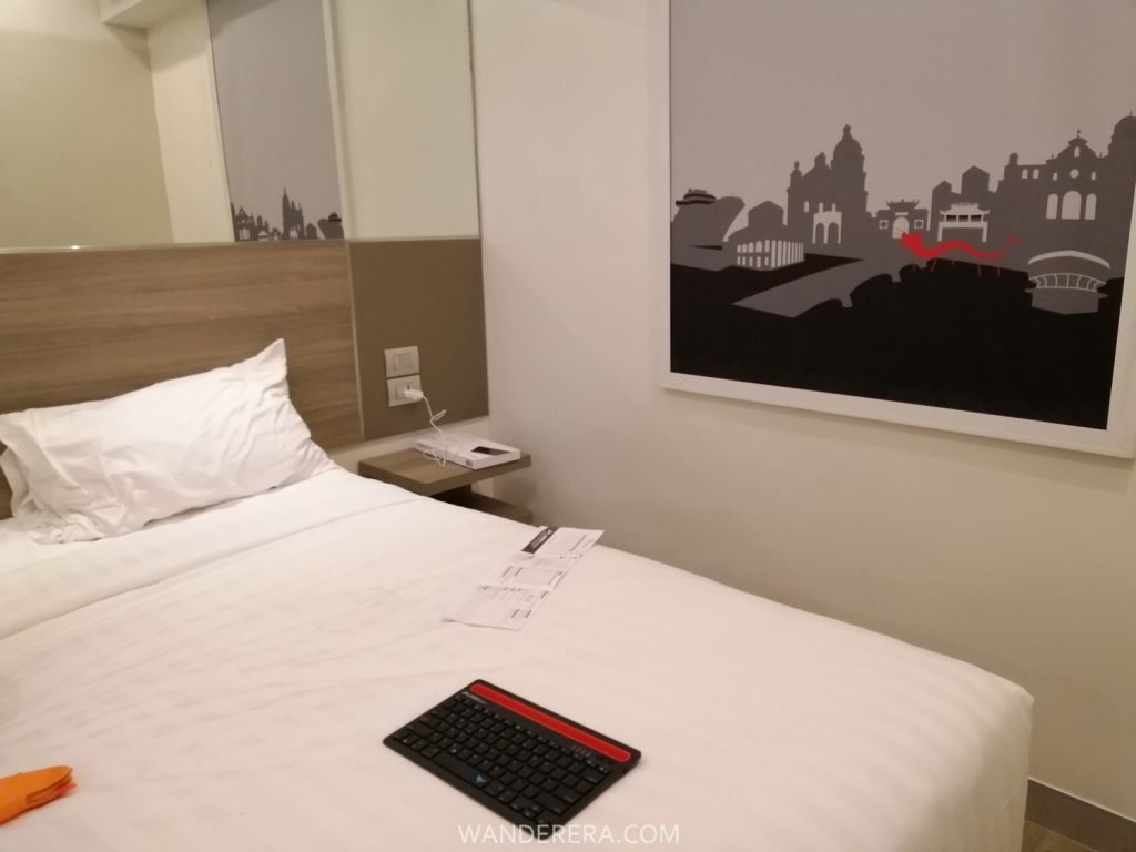 Red Planet Binondo - Bedroom - HD Wallpaper 