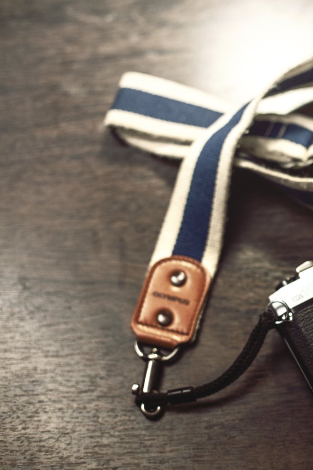 Aerial View Of Vintage Camera On Table - Vintage Hd Camera Photography - HD Wallpaper 