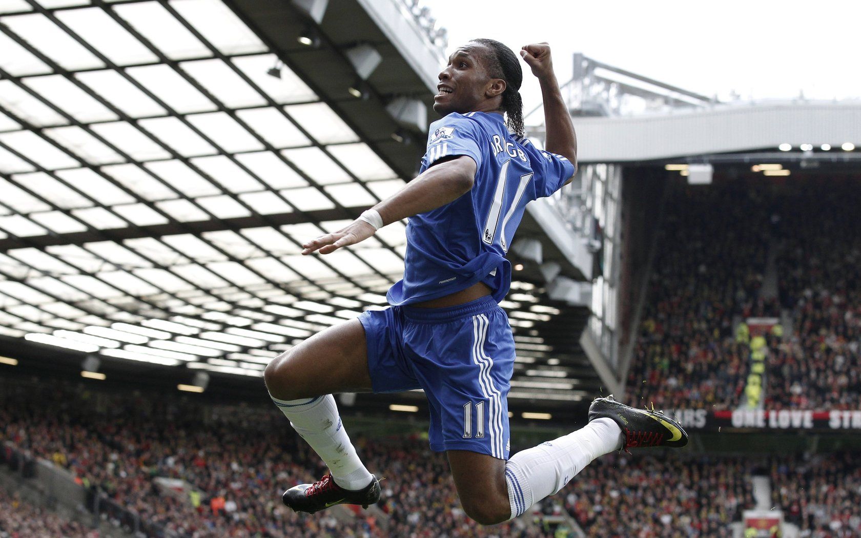 Photo Wallpaper Football, Star, England, Player, Tribune, - Man Utd 1 2 Chelsea 2010 - HD Wallpaper 