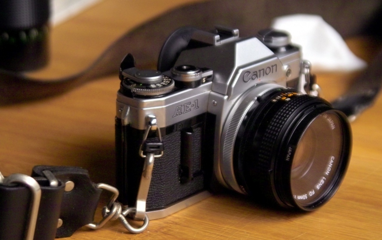 Canon Ae1 Camera Wallpapers - Camara Lens Canon Wallpaper Blanco Y Negro - HD Wallpaper 